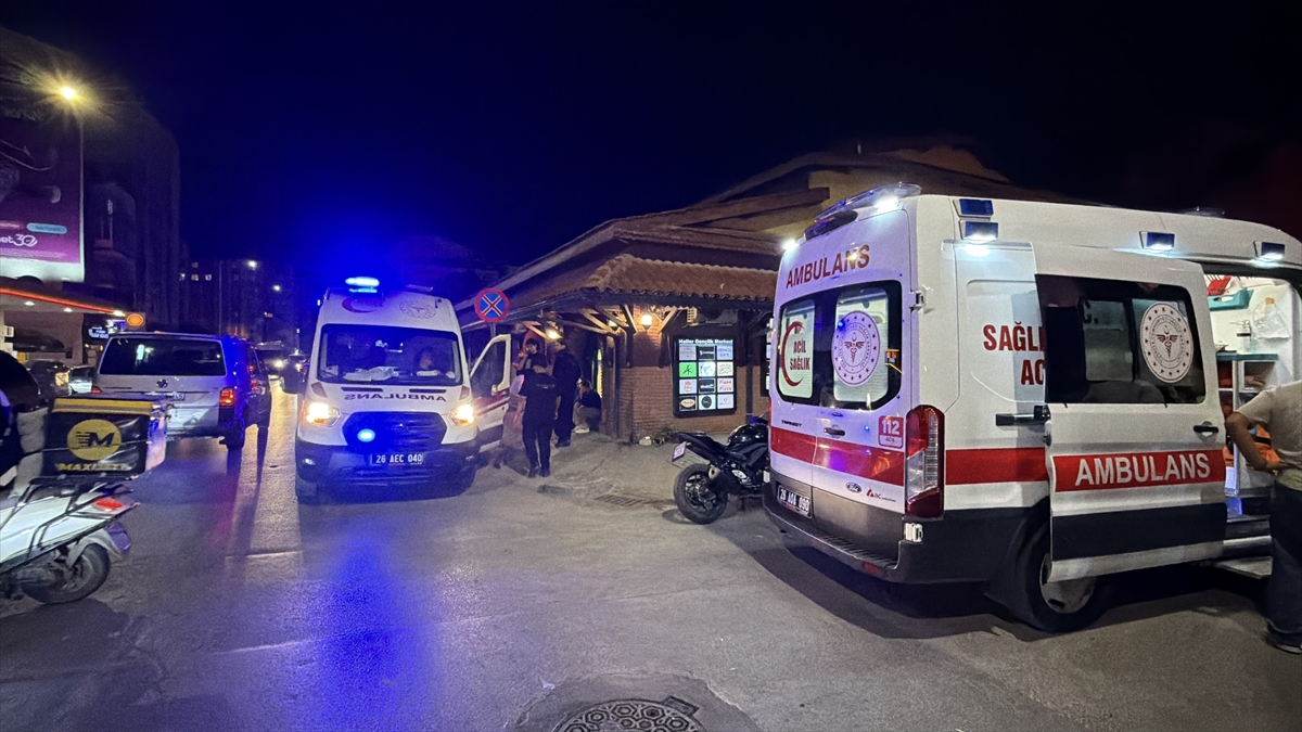 Eskişehir'de kaza: Motosiklet ile otomobil çarpıştı, 2 yaralı