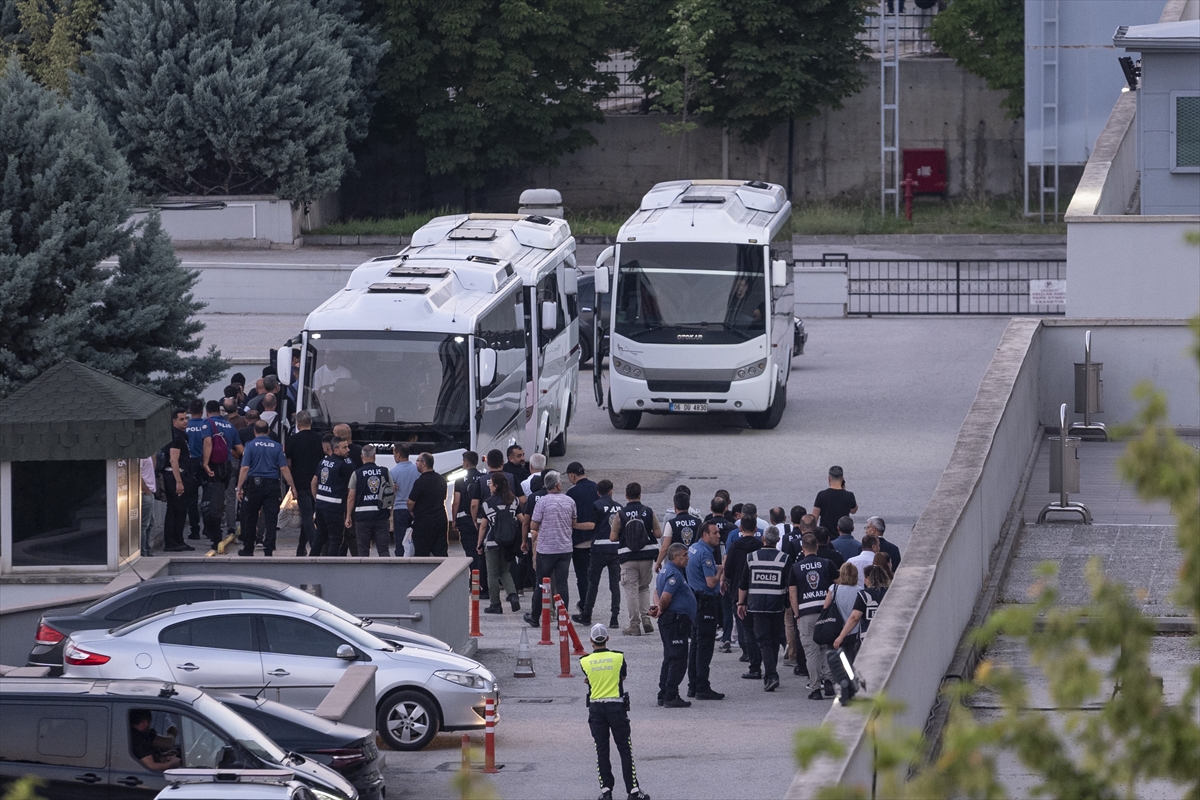 Etimesgut Belediye Başkanı Beşikçioğlu'nun da aralarında bulunduğu 40 şüpheli tutuklandı