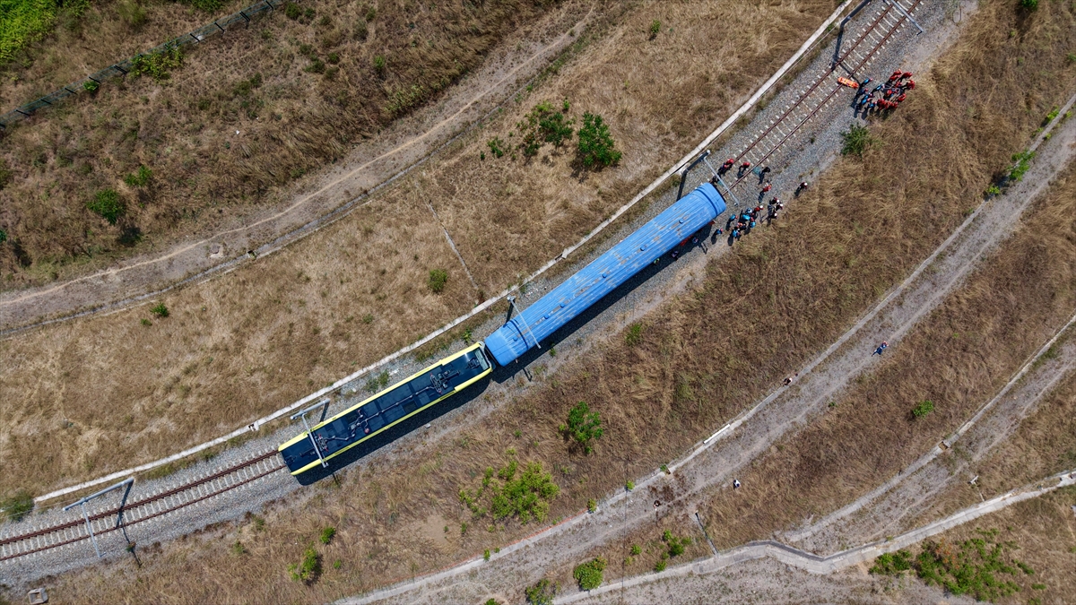 Kocaeli'de 3 ilden ekiplerin katılımıyla hızlı tren kazası tatbikatı yapıldı