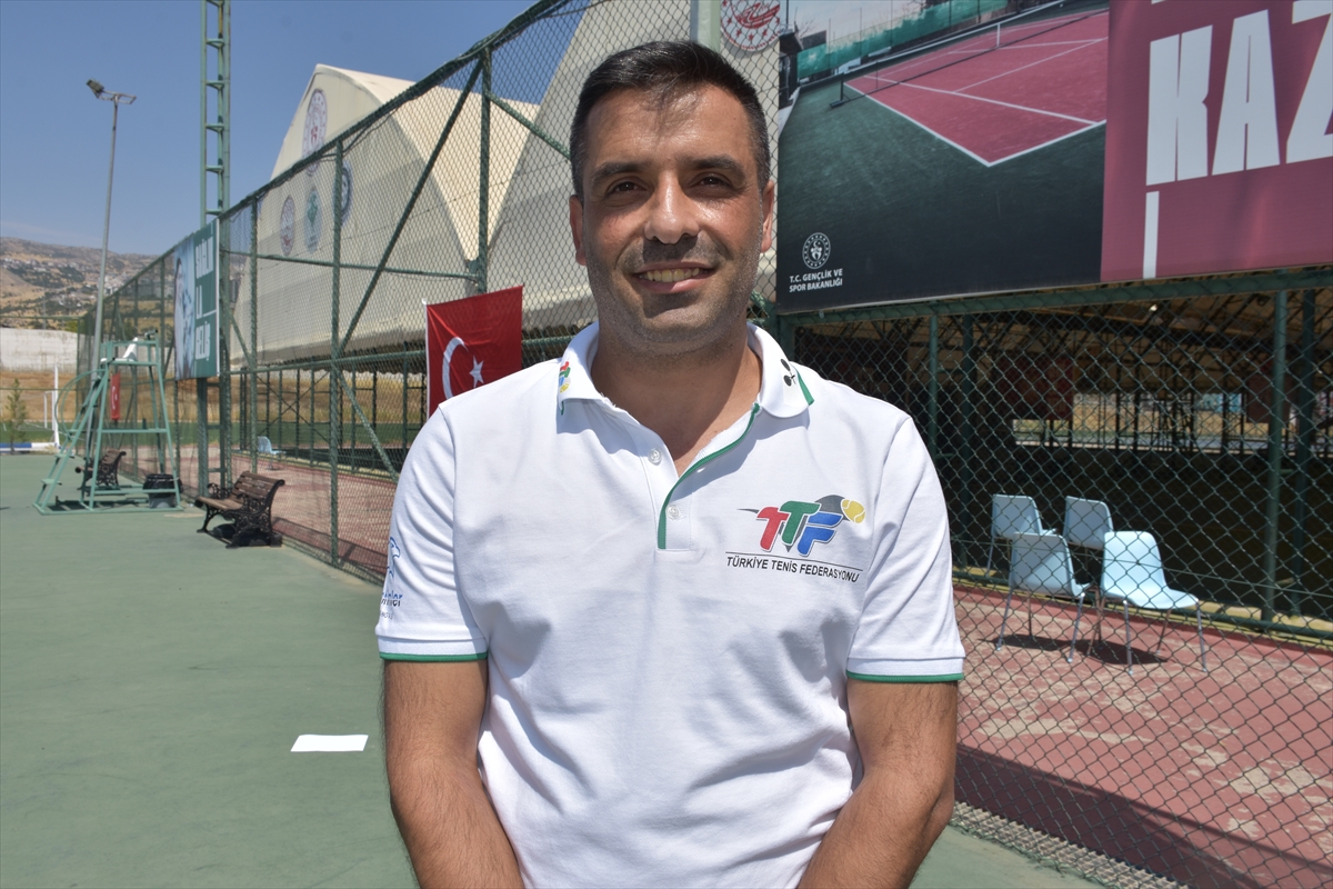 ANALİG Tenis Müsabakaları Şırnak'ta Tamamlandı: Yarı Finalistler Belli Oldu