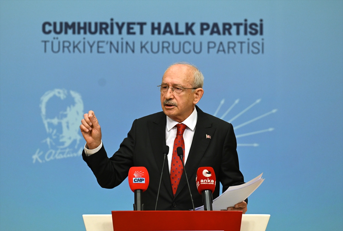 Kılıçdaroğlu: Çerçeve yasa hukuk ilkeleriyle, Meclis'te çözülmeli