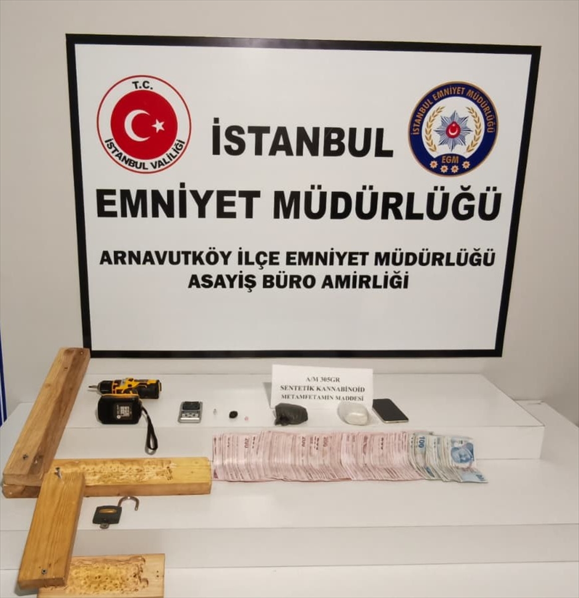 Arnavutköy'de uyuşturucu operasyonunda yakalanan şüpheli tutuklandı