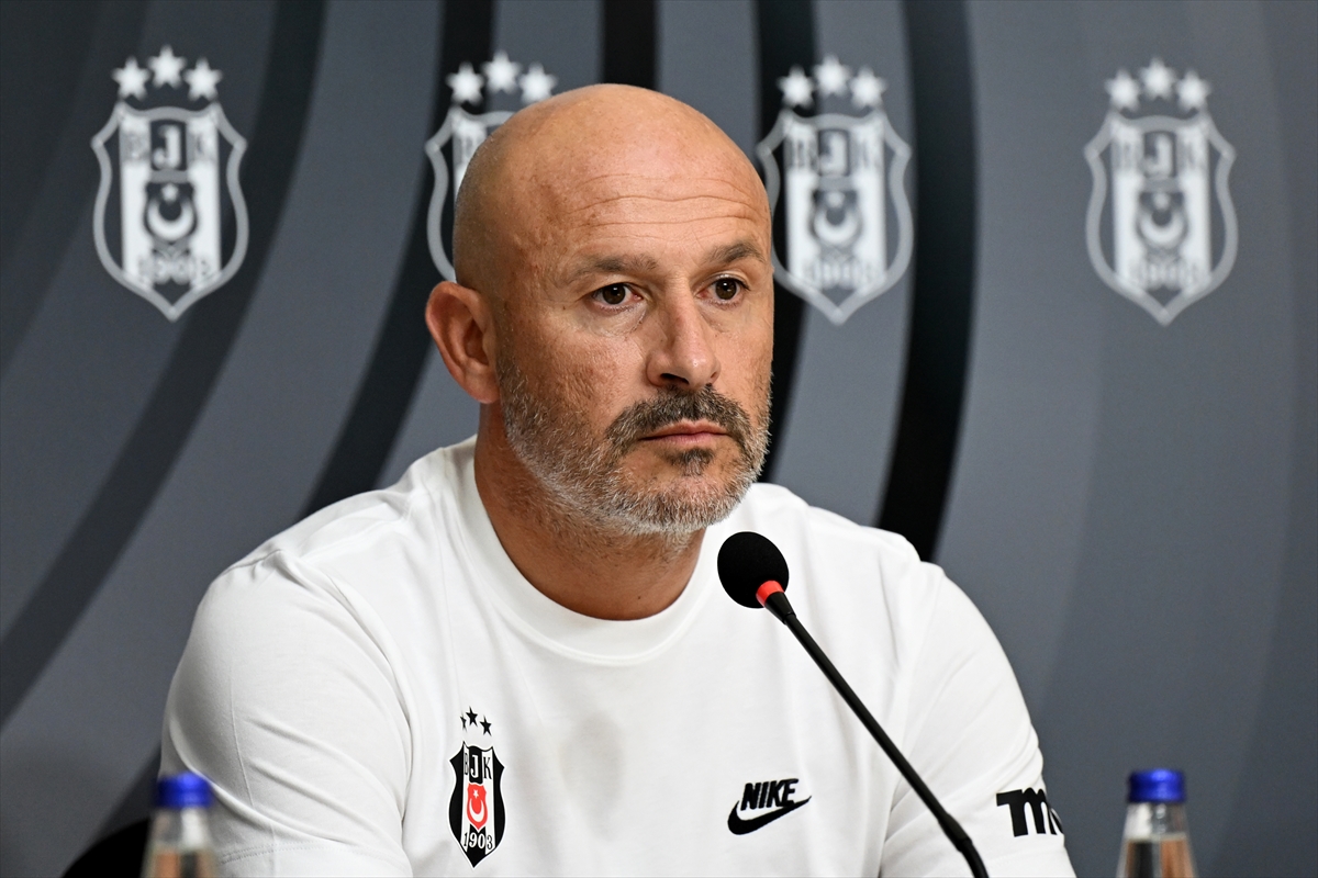Vincenzo Italiano: Tek hedefimiz Avrupa'da gruplara kalmak