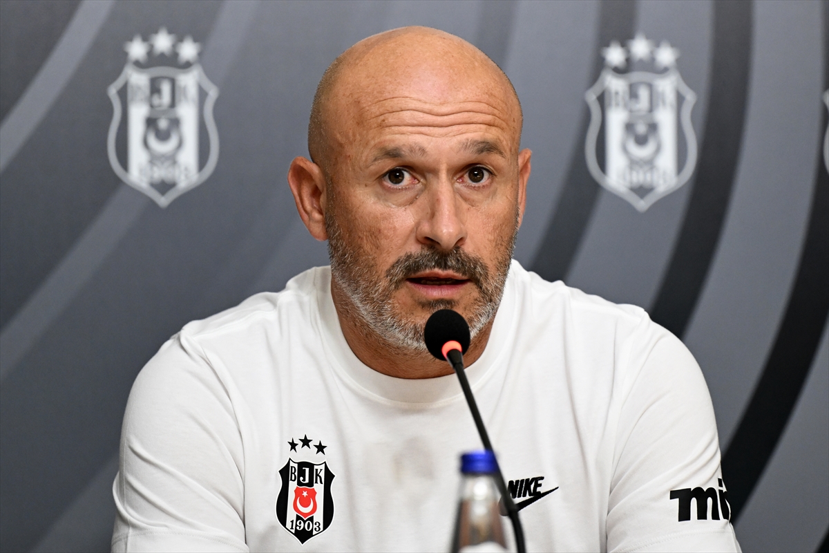 Vincenzo Italiano: Tek hedefimiz Avrupa'da gruplara kalmak