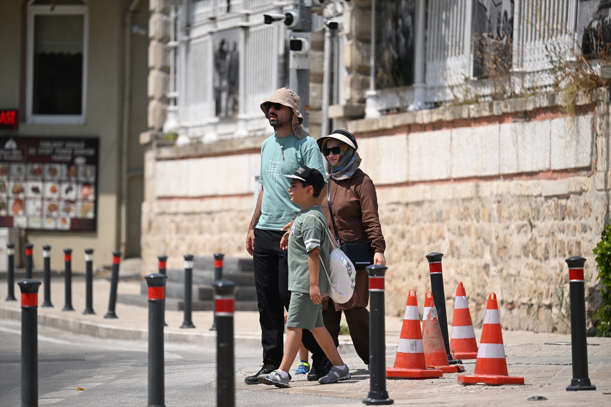 Edirne'de sıcak hava: Günlük yaşam olumsuz etkilendi