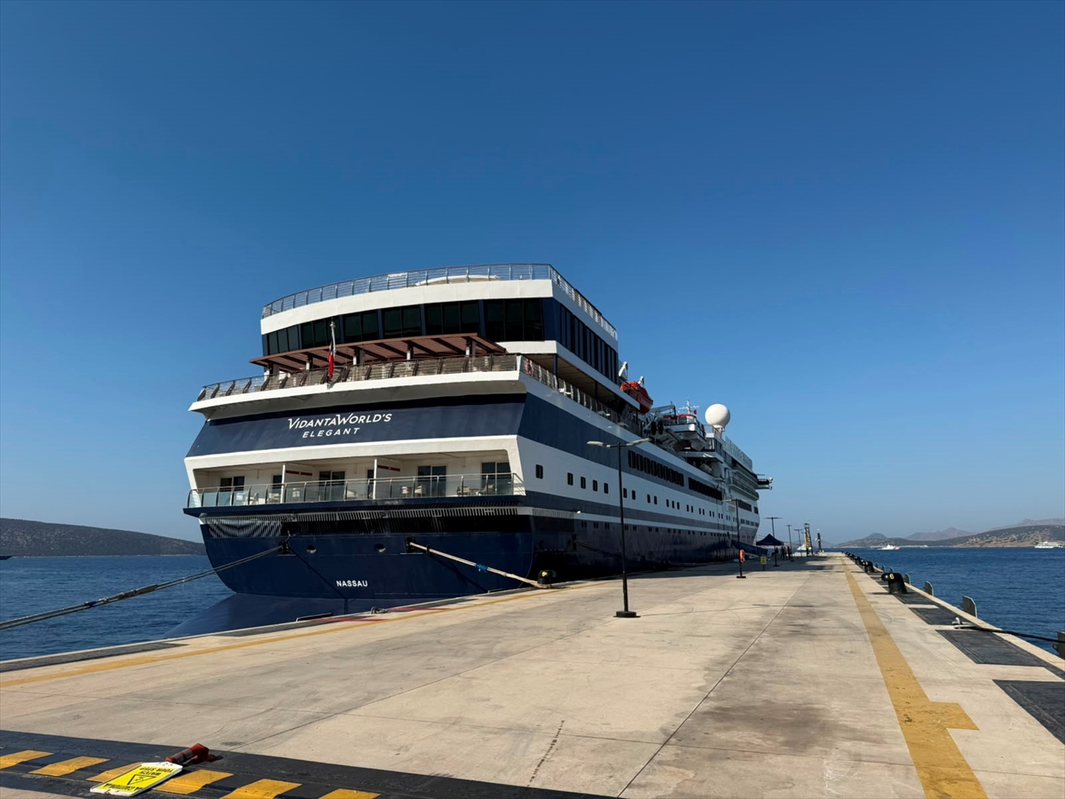 Vidanta World's Elegant kruvaziyeri Bodrum'a 193 yolcu getirdi