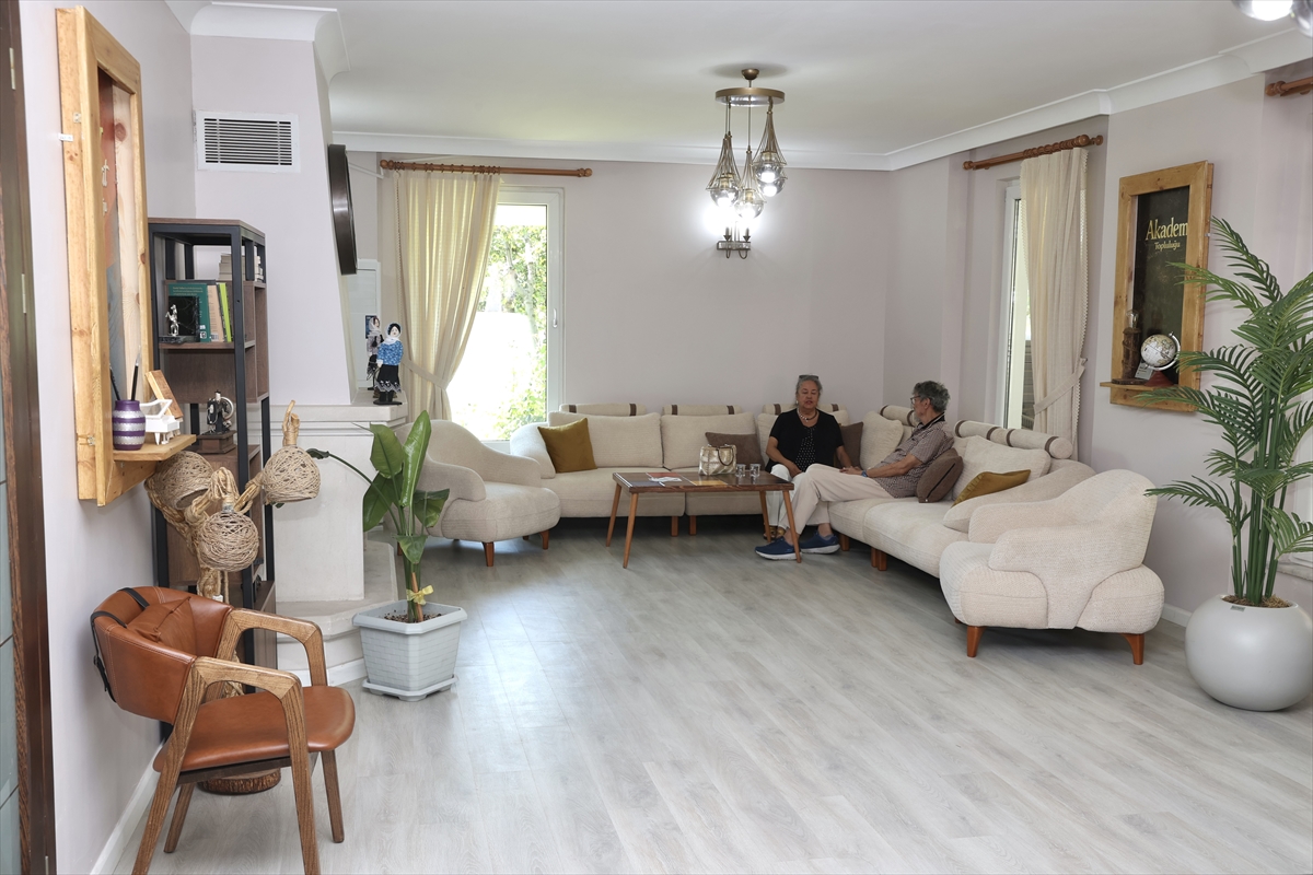 Kocaeli'de 65 yaş üstü bireyleri buluşturan "Saygınlar Kulübü" yaygınlaşıyor