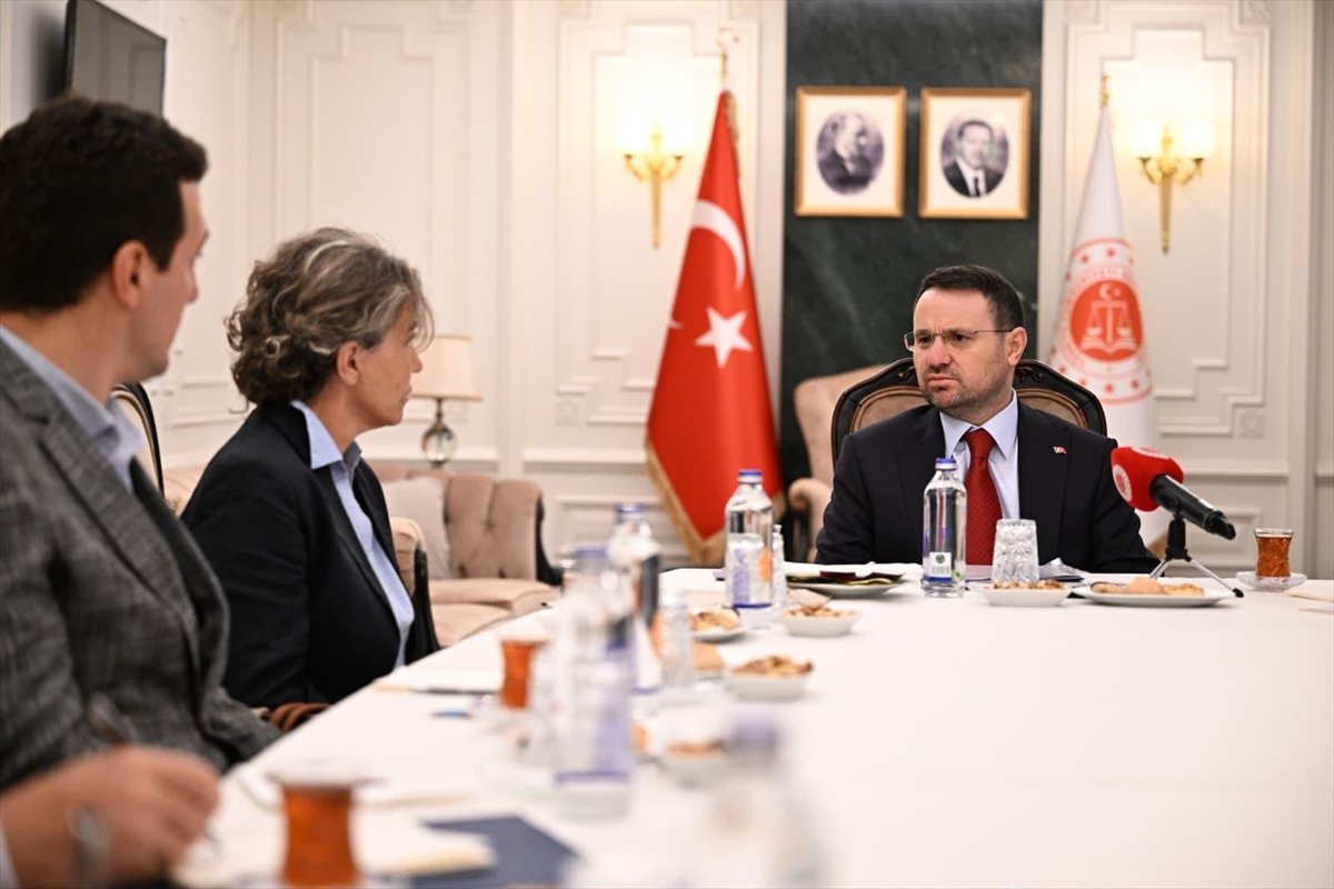 Adalet Bakanı Akın Gürlek: Behçet Oktay ailesiyle görüştü