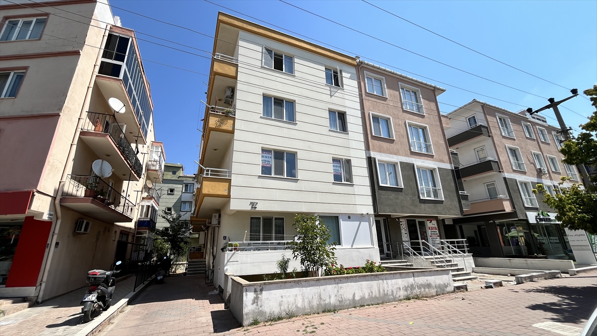 Çanakkale'de ilaçlama zehirlenmesi: Çocuk öldü, anne yoğun bakımda