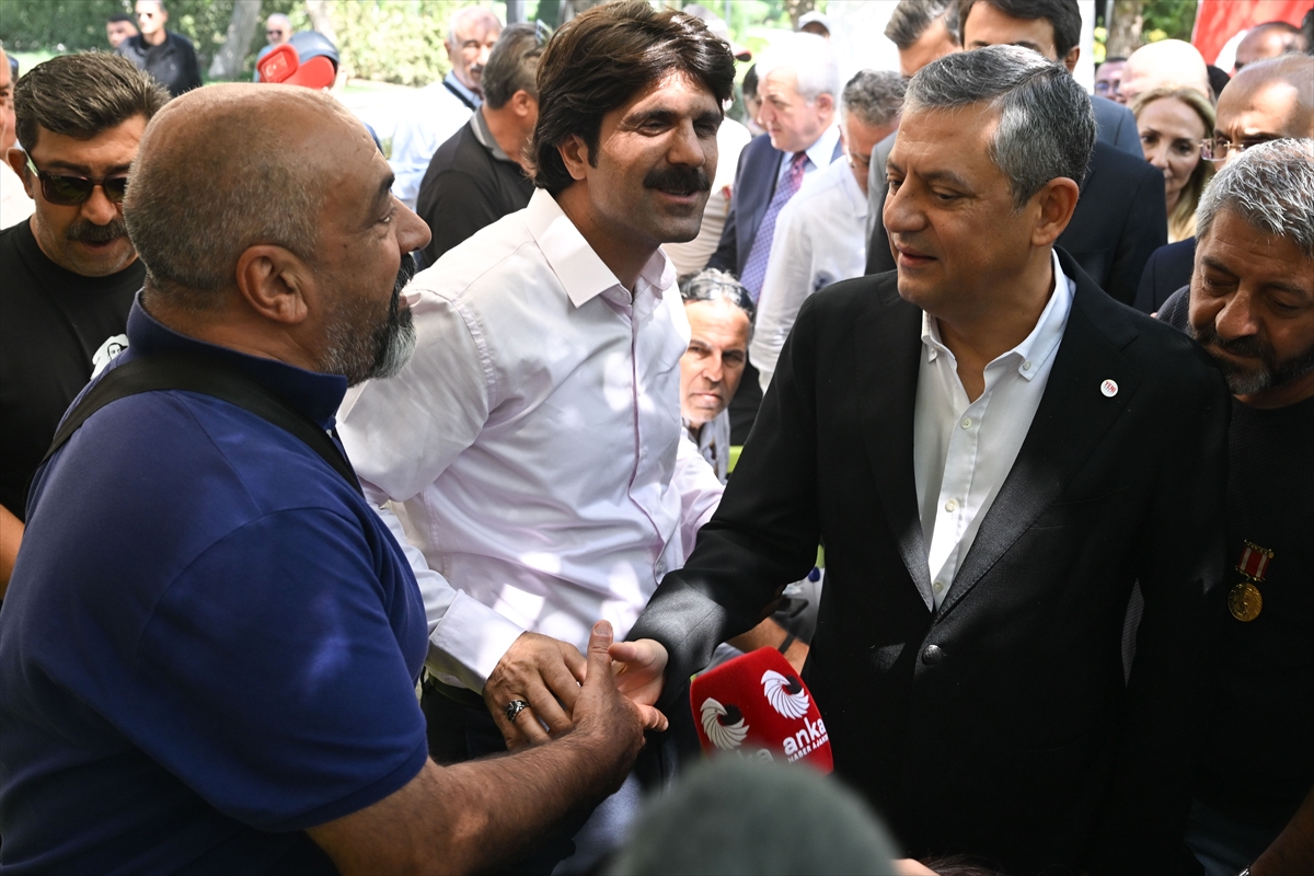 Özgür Özel: Silahların susmasını ve silahsızlanmayı savunuyoruz