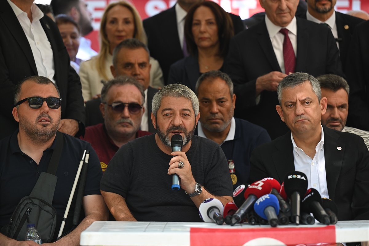 Özgür Özel: Silahların susmasını ve silahsızlanmayı savunuyoruz