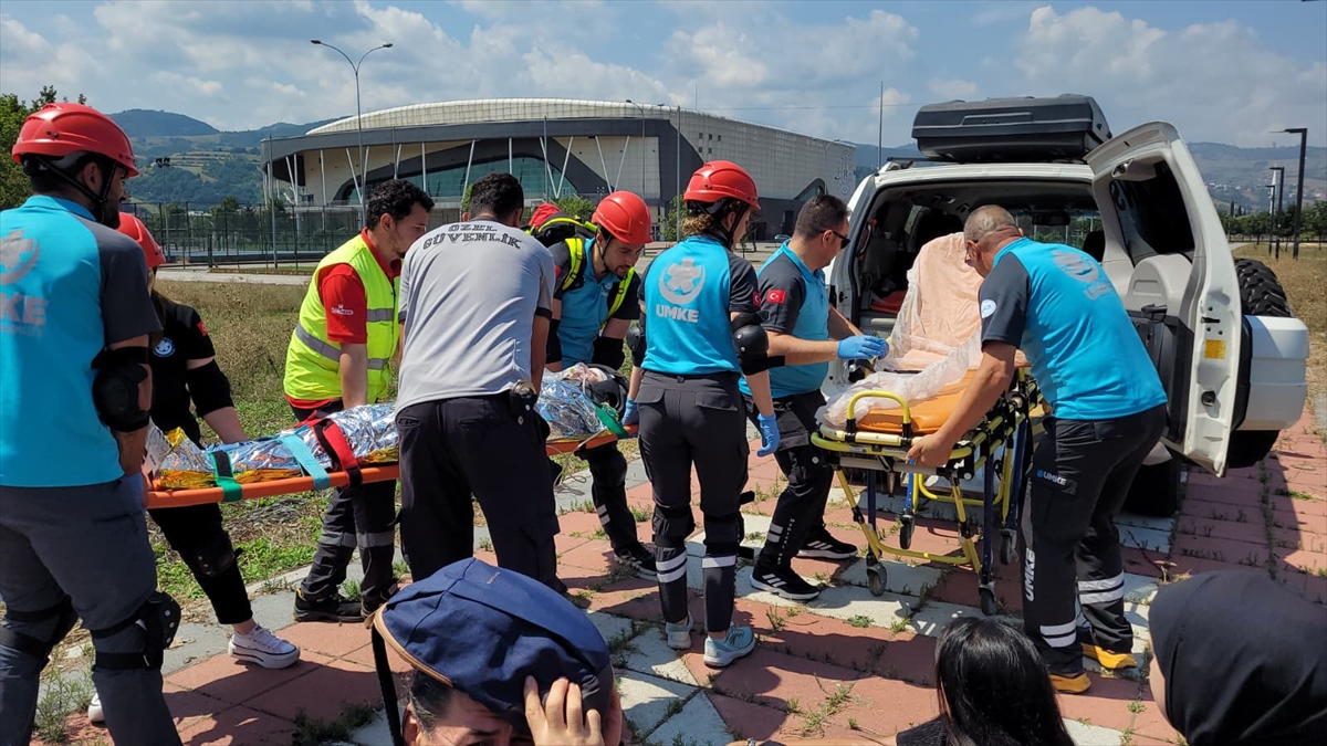 Samsun'da UMKE Haftası: Tramvay kazası tatbikatı düzenlendi