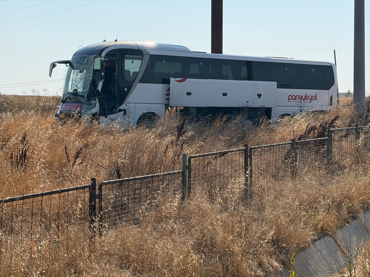 Tekirdağ'da zincirleme trafik kazasında 29 kişi hafif yaralandı