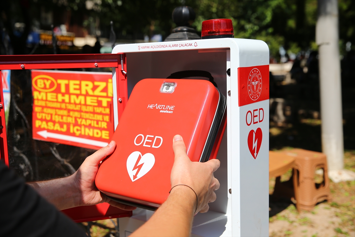 Adana'da Hayat Kurtaran Cihazı Çalan Zanlı Tutuklandı