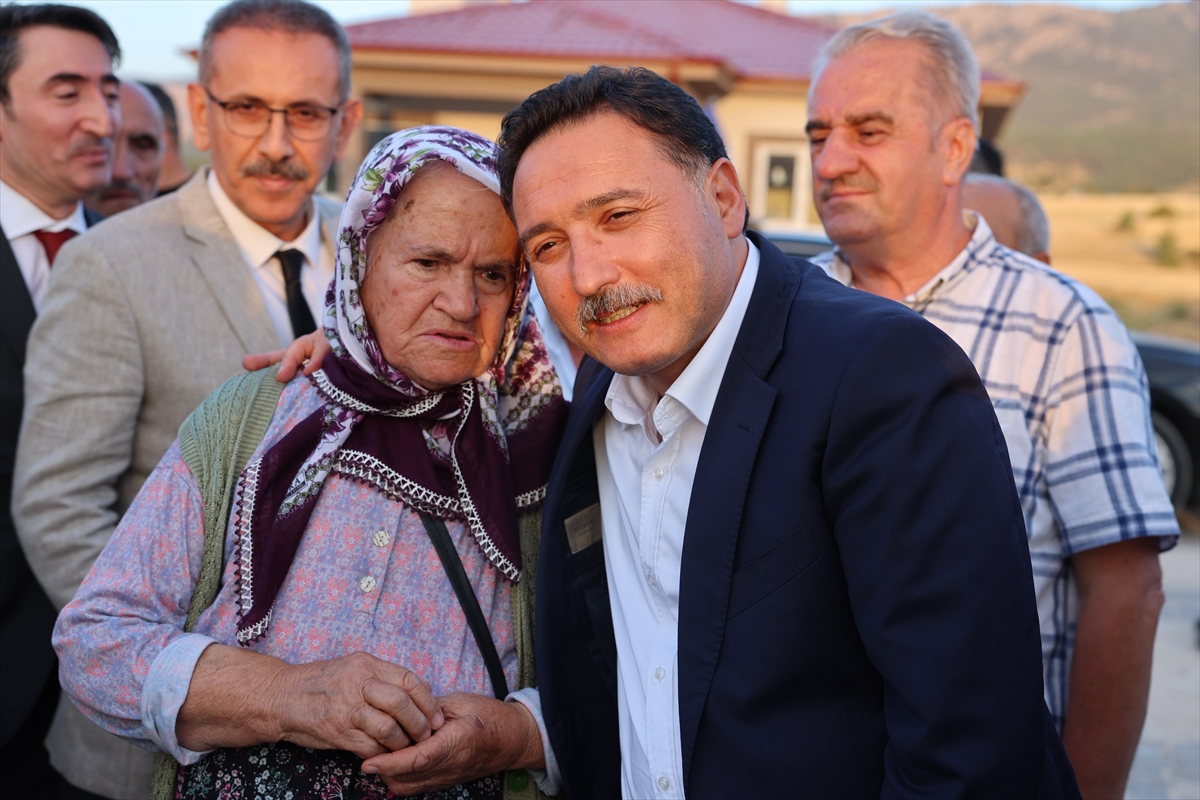 Kayseri'de Depremzedeler İçin Yapılan 15 Konut Teslim Edildi