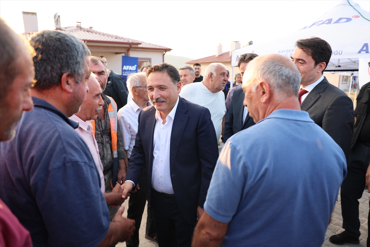 Kayseri'de Depremzedeler İçin Yapılan 15 Konut Teslim Edildi