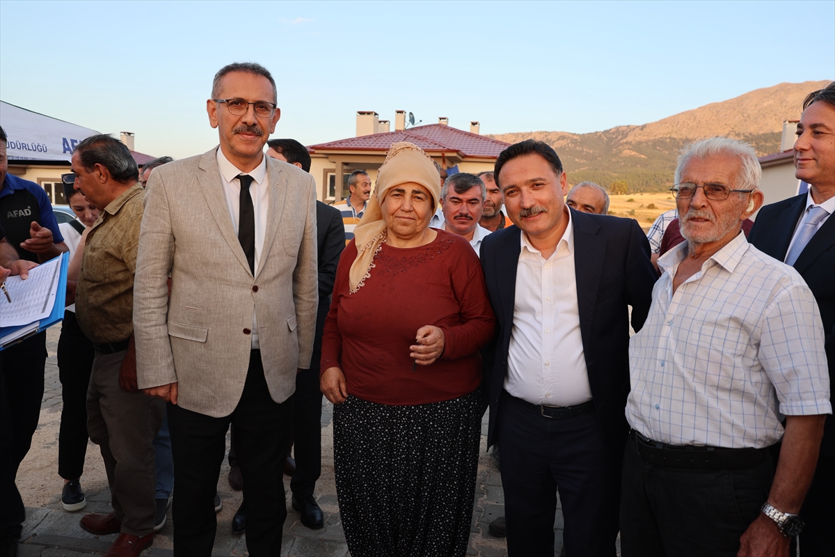 Kayseri'de Depremzedeler İçin Yapılan 15 Konut Teslim Edildi