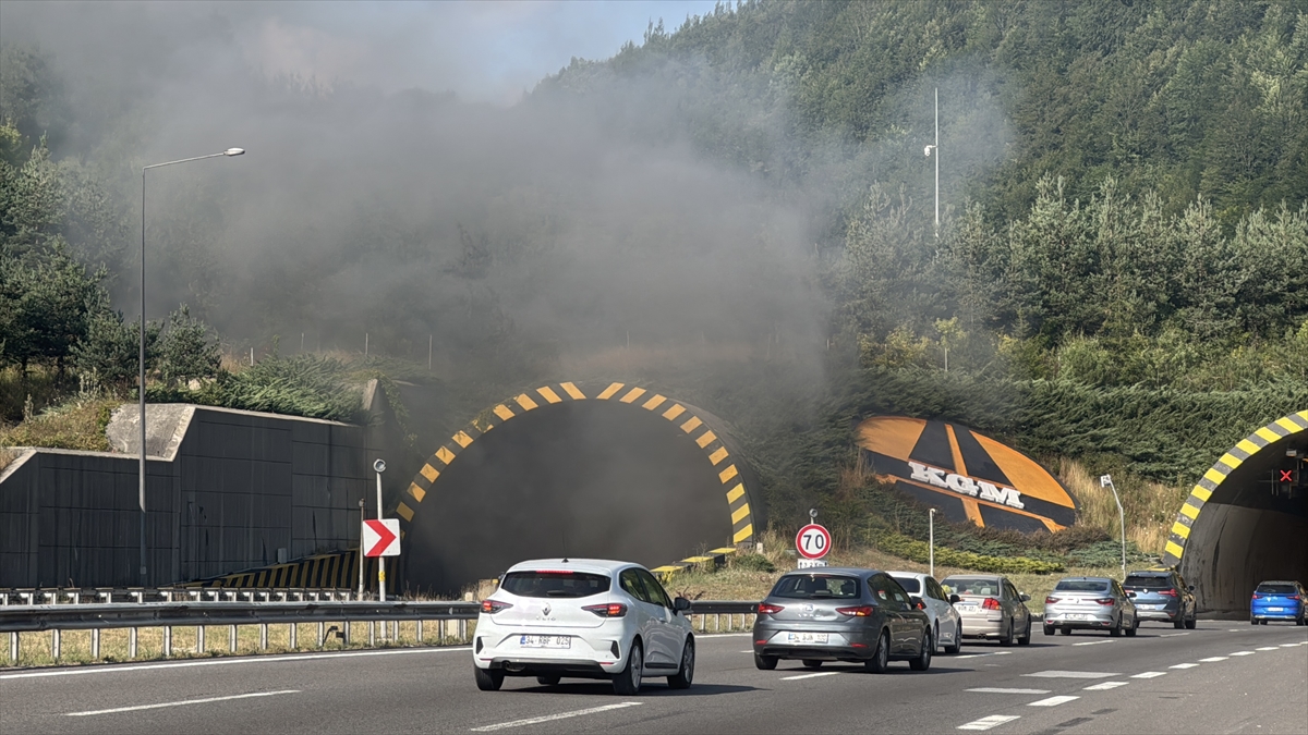 Bolu Dağı Tüneli'nde yangın sonrası Ankara yönü ulaşıma açıldı