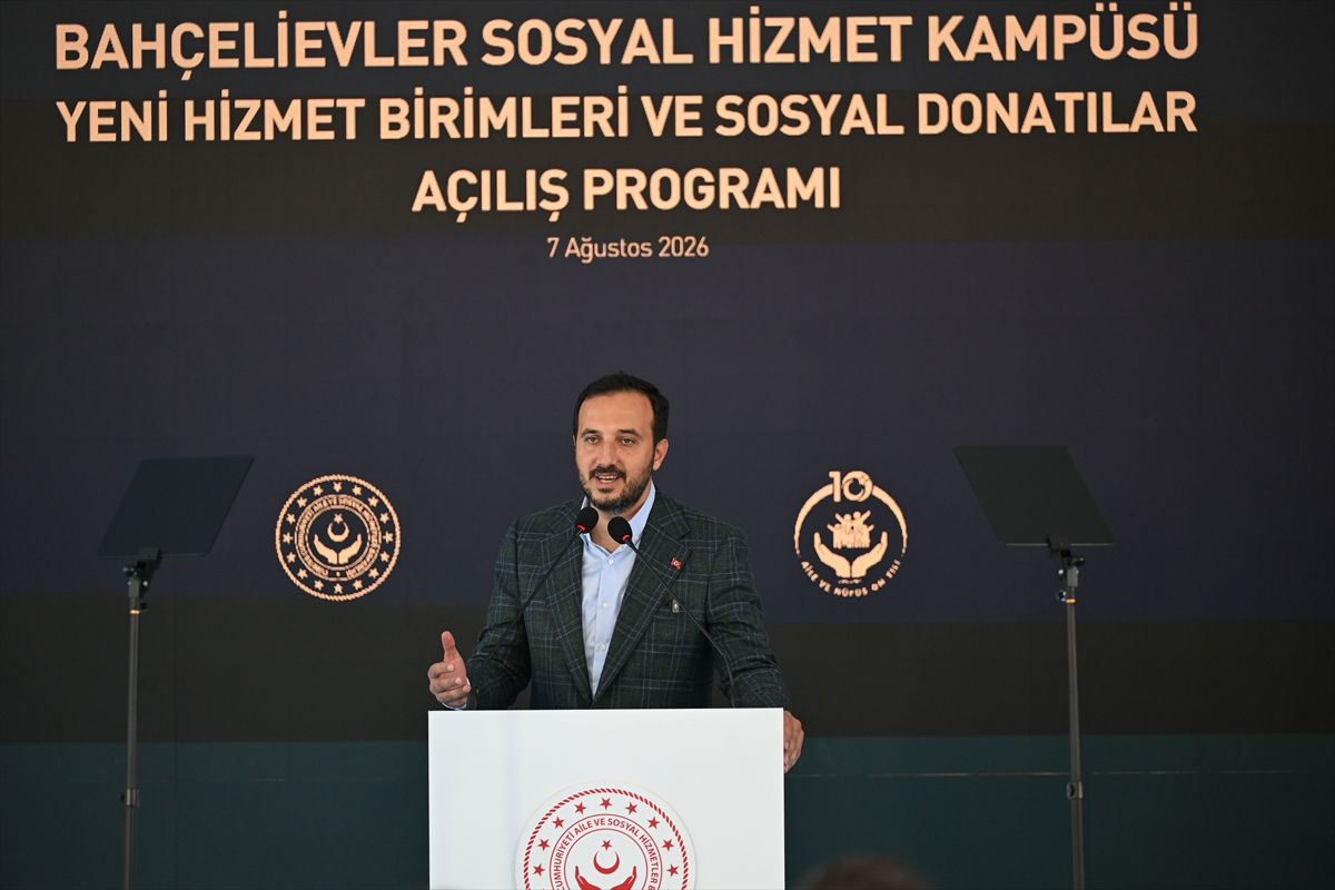 Bakan Göktaş, Bahçelievler Sosyal Hizmet Kampüsü'ndeki açılış programına katıldı: