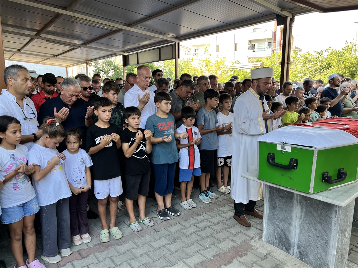 Çanakkale: 9 yaşındaki Yusuf Talha'ya arkadaşlarından veda
