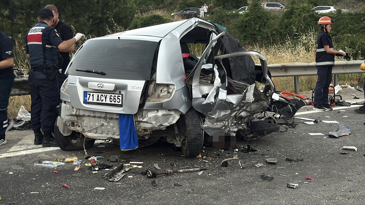 Bolu'da Feci Kaza: Bir Ölü, İki Ağır Yaralı Var