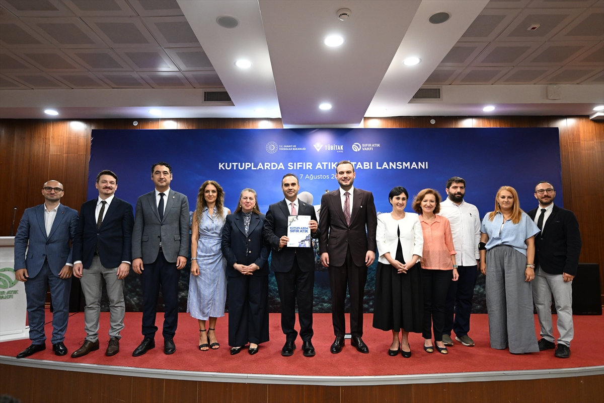 Prof. Dr. Burcu Özsoy: Kutuplarda Sıfır Atık kitabı tanıtıldı