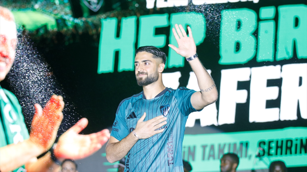 Kocaelispor yeni sezonu açtı: Altunbaş transferi duyuruldu