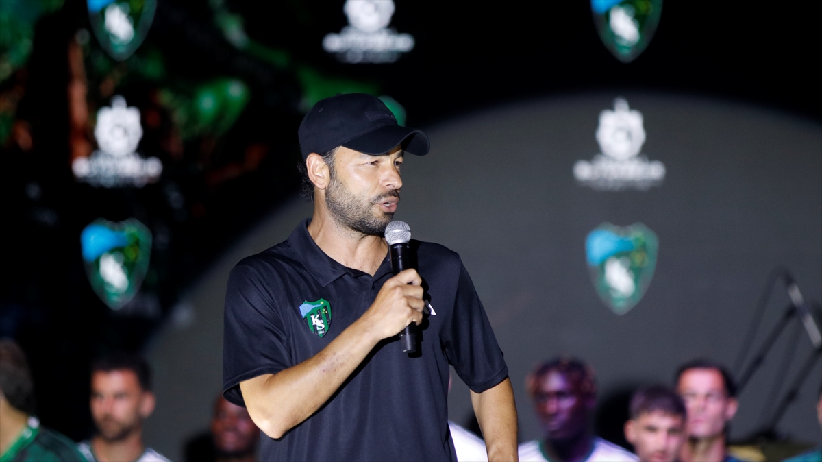 Kocaelispor yeni sezonu açtı: Altunbaş transferi duyuruldu