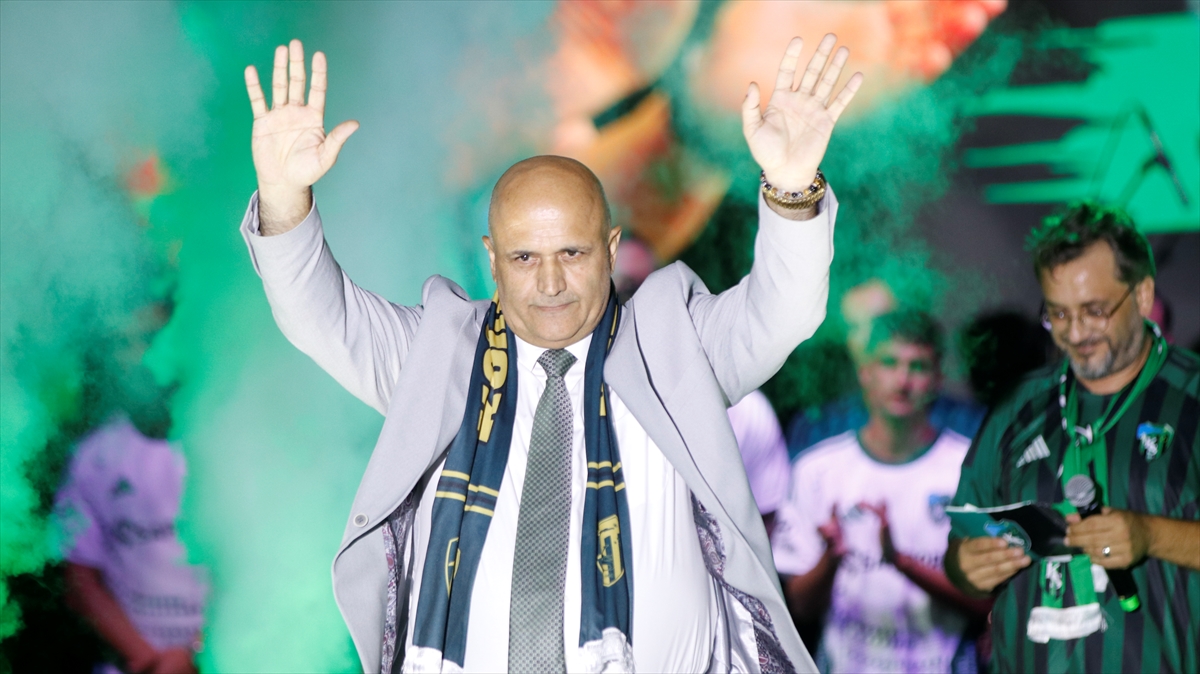 Kocaelispor yeni sezonu açtı: Altunbaş transferi duyuruldu