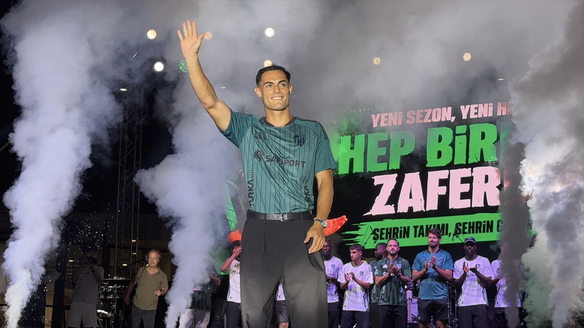 Kocaelispor yeni sezonu açtı: Altunbaş transferi duyuruldu