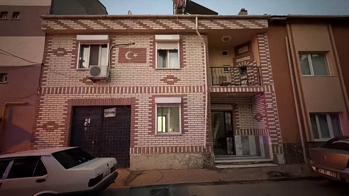 Eskişehir'de kötü kokular gelen evde bir kişi ölü bulundu
