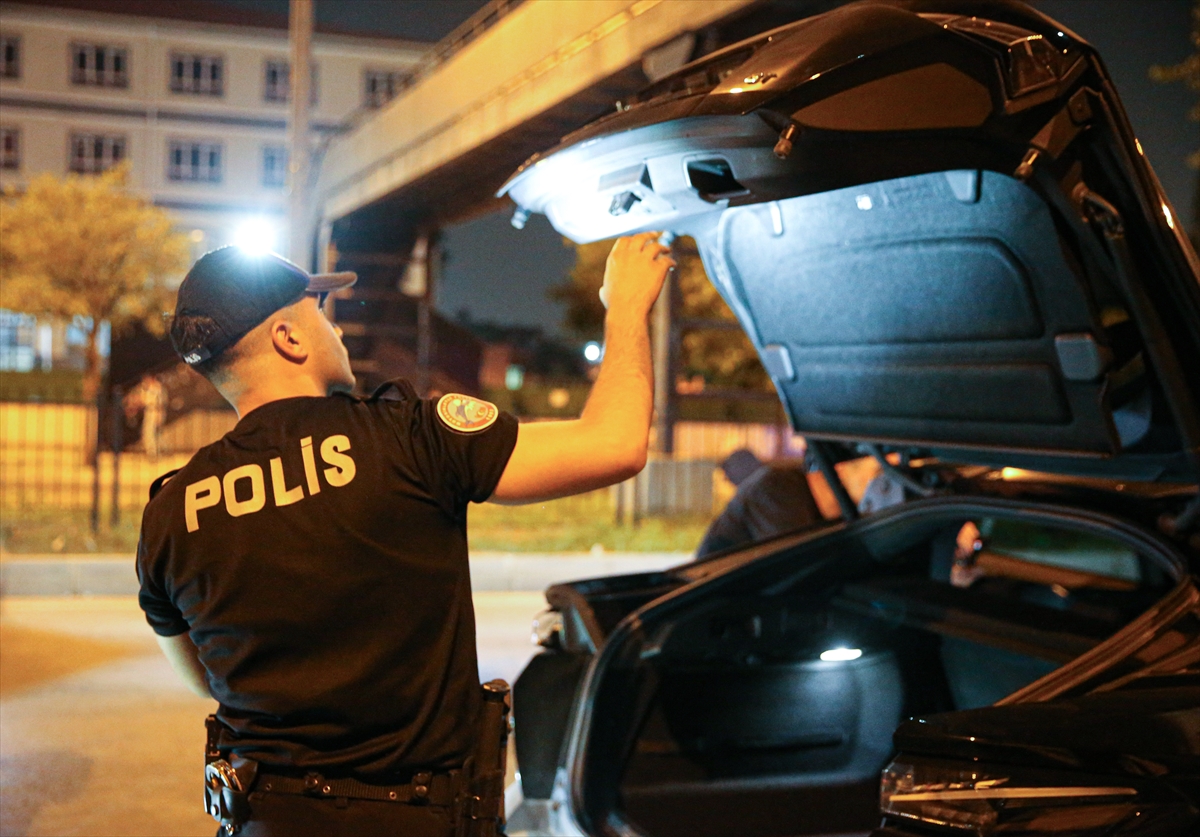 Adana'da helikopter destekli huzur ve güven uygulaması