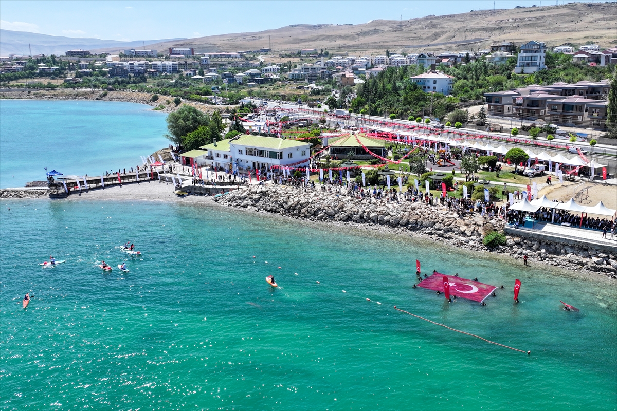 Van Denizi Su Sporları Festivali başladı: Terörsüz Türkiye vurgusu
