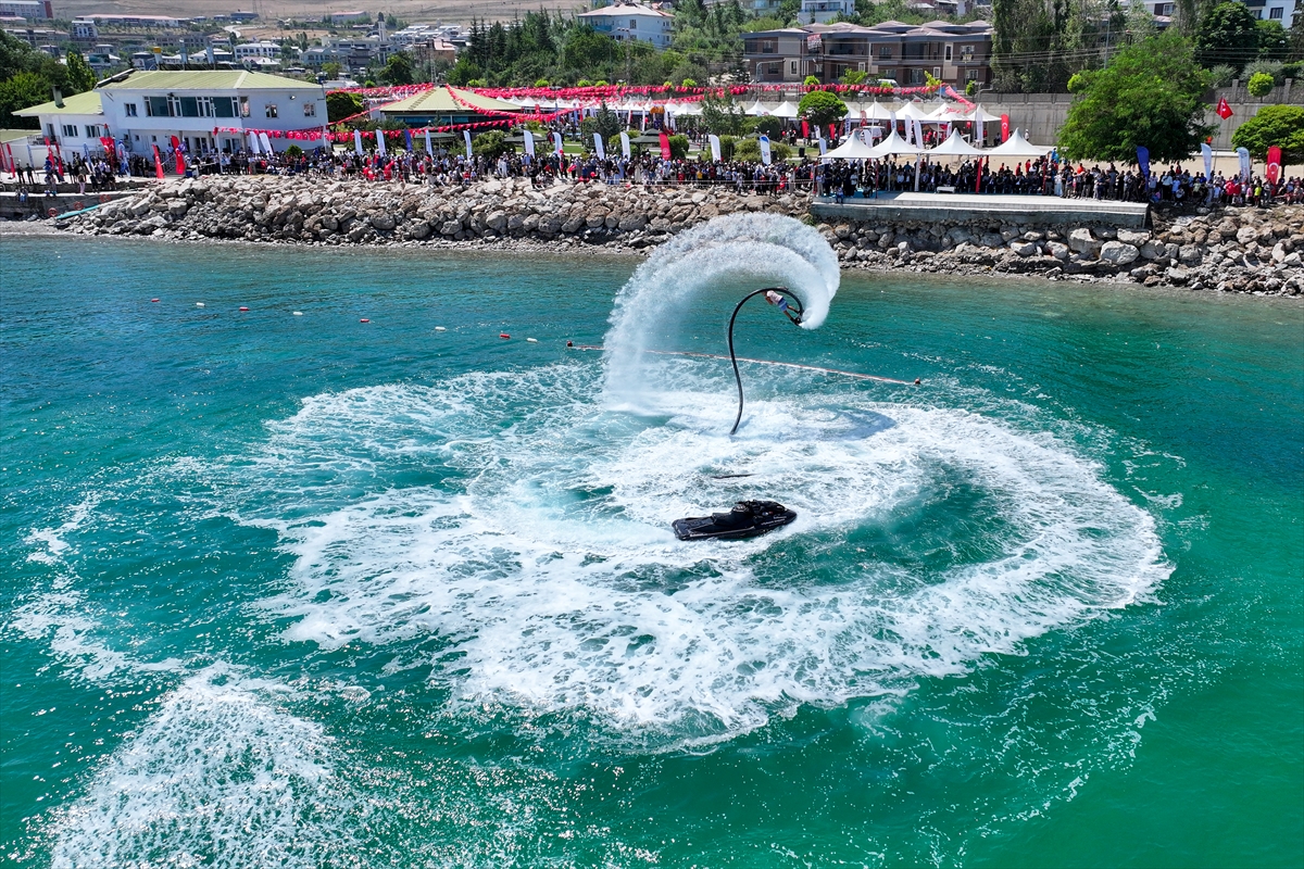 Van Denizi Su Sporları Festivali başladı: Terörsüz Türkiye vurgusu