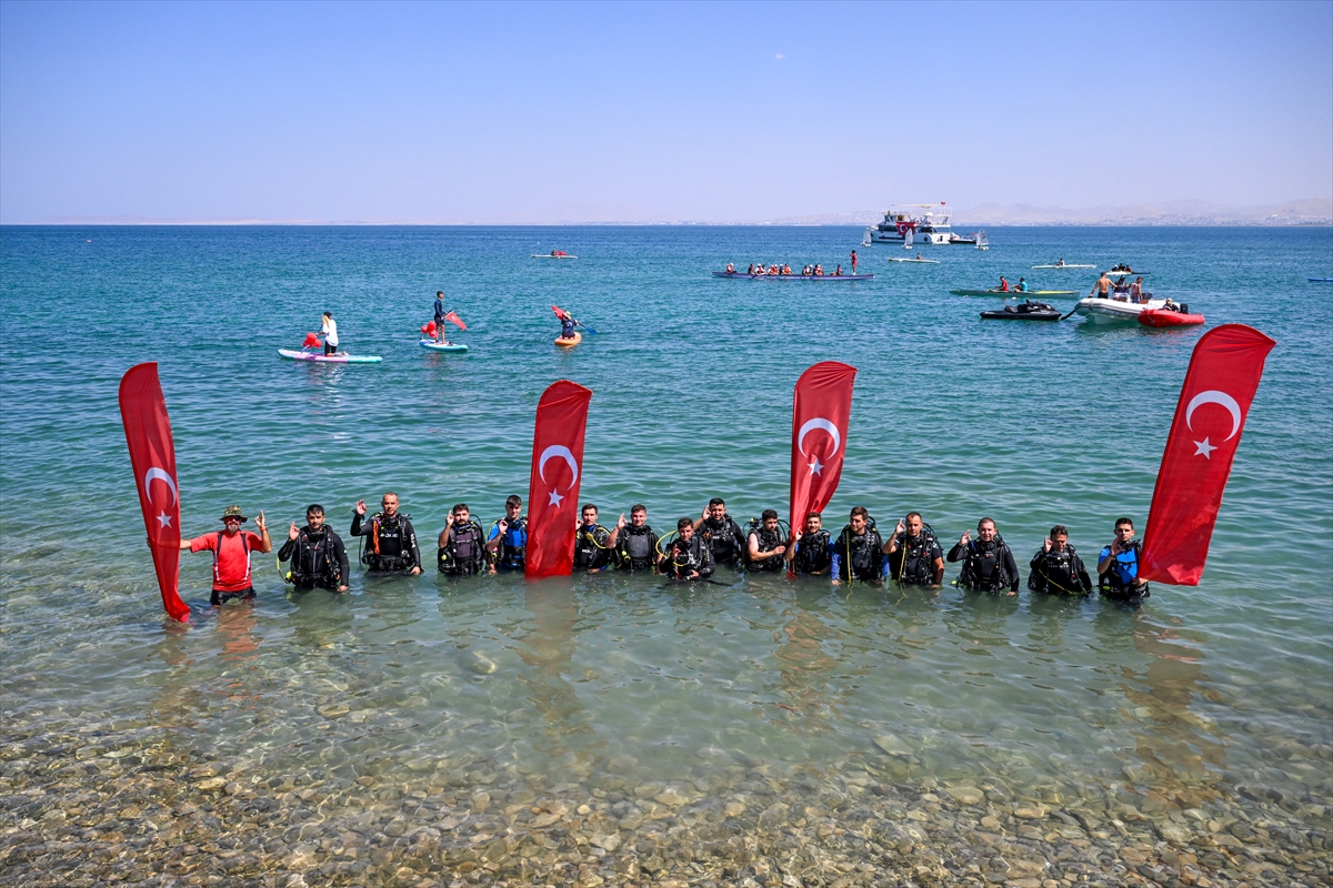 Van Denizi Su Sporları Festivali başladı: Terörsüz Türkiye vurgusu