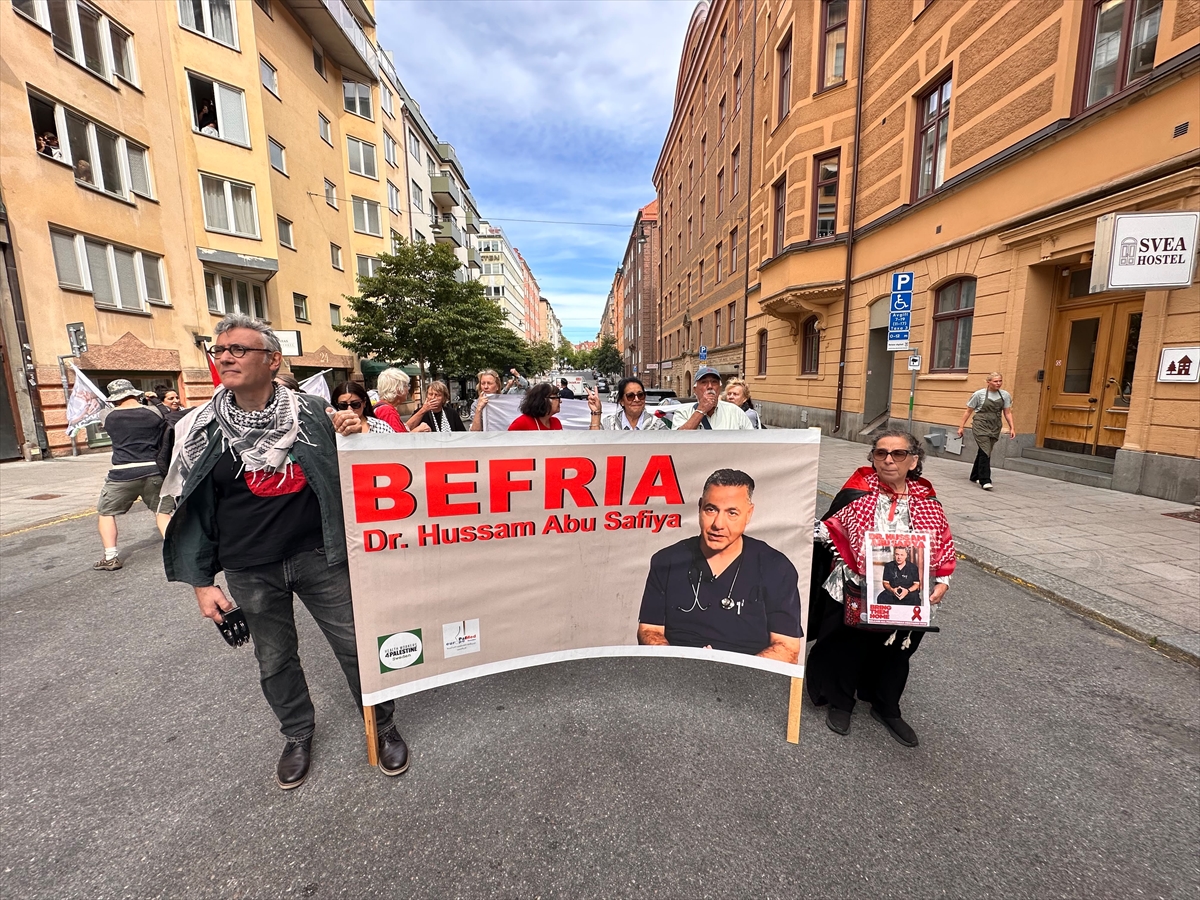 Stockholm'de İsrail'in Gazze ve Lübnan saldırıları protesto edildi