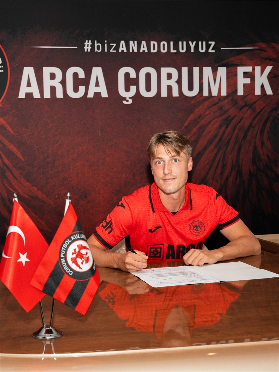 Çorum FK, Norveçli futbolcu Markus Karlsbakk'ı renklerine bağladı