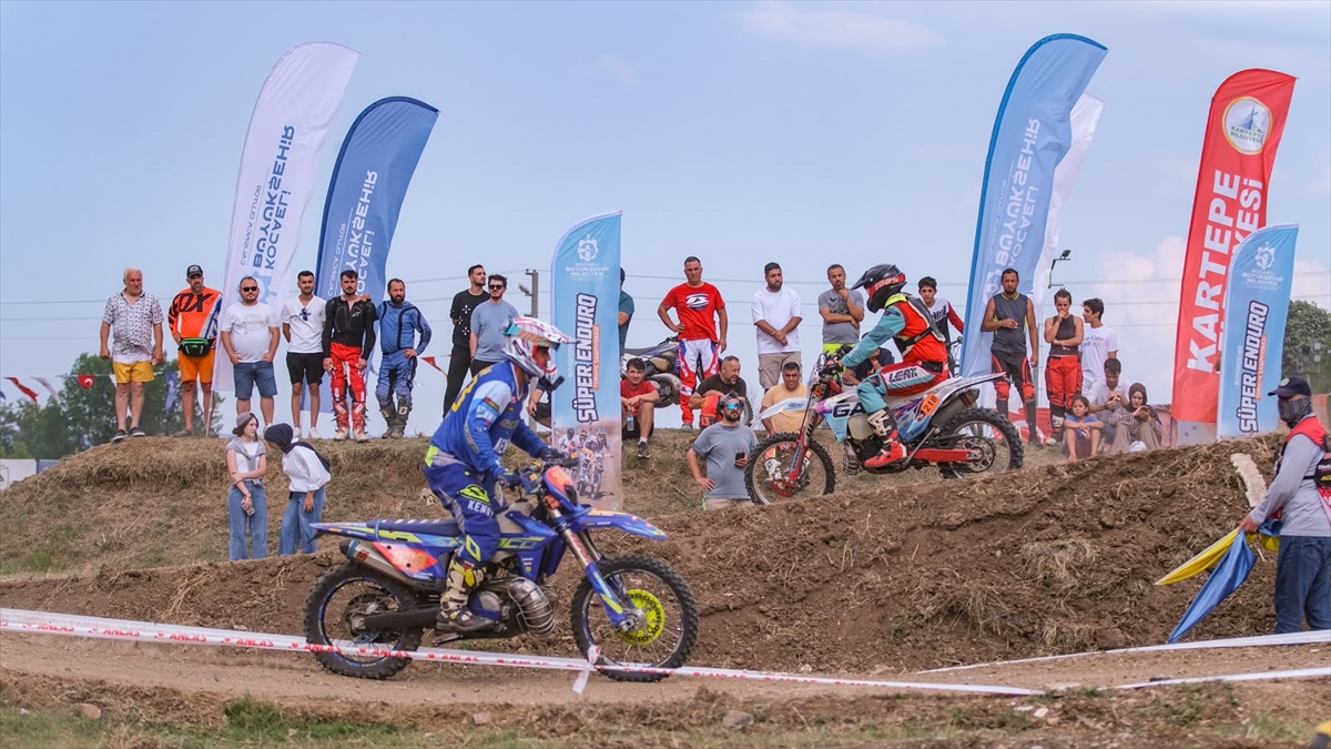 Kocaeli'de Süper Enduro Şampiyonası'nın ikinci ayağı başladı