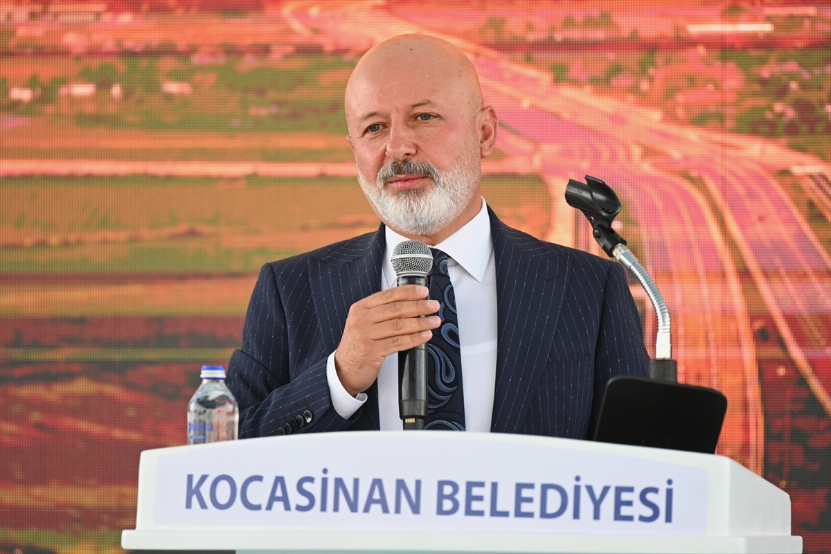 Bakan Uraloğlu: Ankara-Kayseri hızlı tren 1 saat 45 dakika