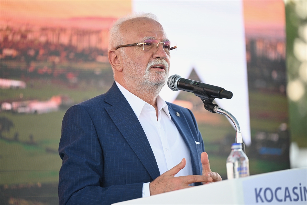 Bakan Uraloğlu: Ankara-Kayseri hızlı tren 1 saat 45 dakika