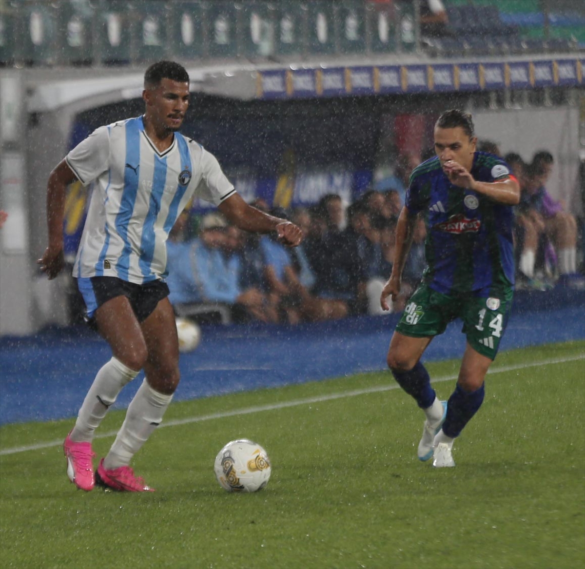 Çaykur Rizespor: Pyramids FC'yi hazırlık maçında 2-1 yendi