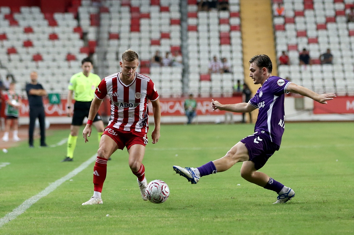 Trendyol 1. Lig: Antalyaspor, Keçiörengücü'nü 4-3 mağlup etti
