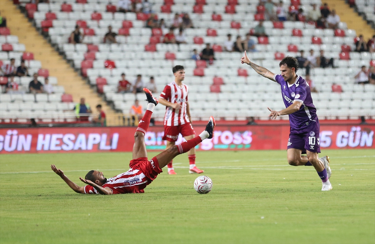 Trendyol 1. Lig: Antalyaspor, Keçiörengücü'nü 4-3 mağlup etti