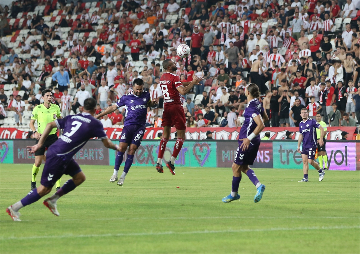 Trendyol 1. Lig: Antalyaspor, Keçiörengücü'nü 4-3 mağlup etti