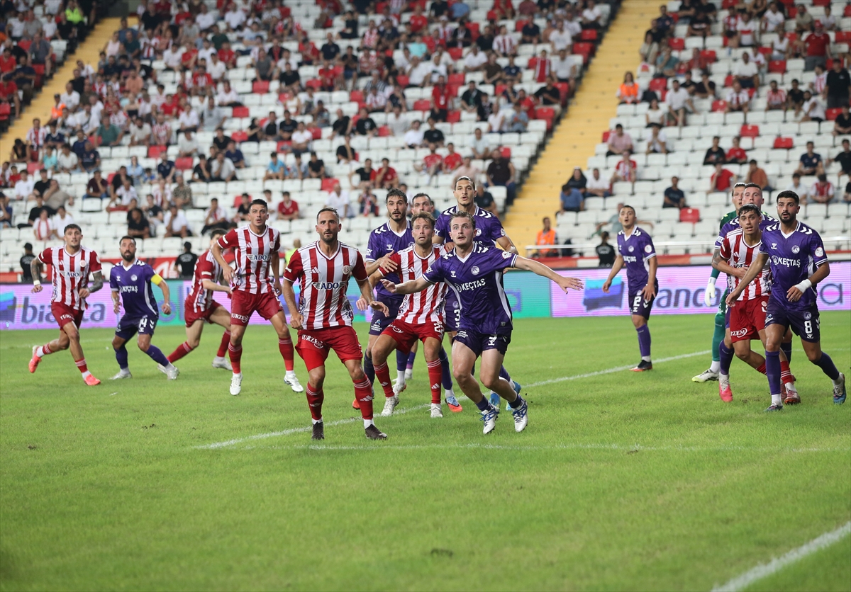 Trendyol 1. Lig: Antalyaspor, Keçiörengücü'nü 4-3 mağlup etti