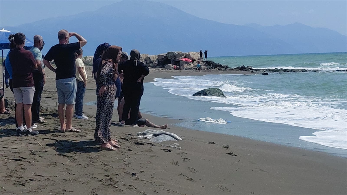 Hatay'da denize giren çocuk boğuldu