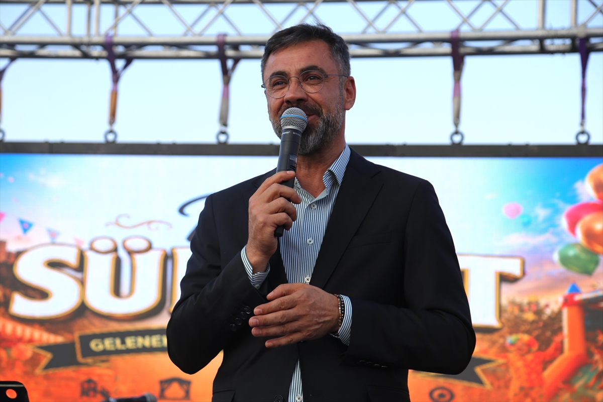Bitlis Valisi Karakaya: 60 çocuk sünnet şöleniyle delikanlılığa adım attı