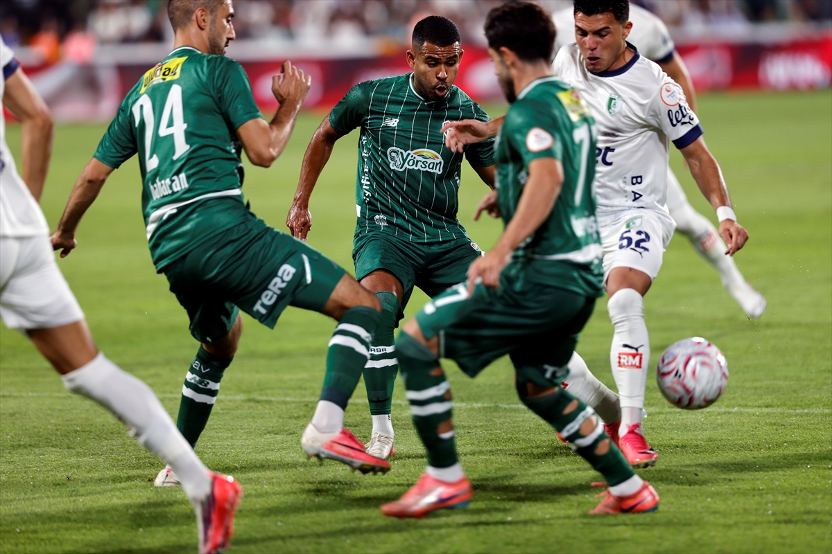 Trendyol 1. Lig: Bursaspor, Bodrum FK'yi deplasmanda 2-0 yendi