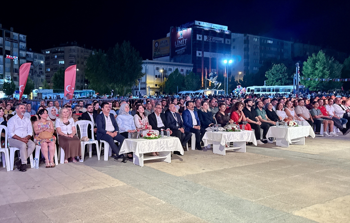 Kırşehir'de 2. Neşet Ertaş Kültür ve Müzik Festivali tamamlandı