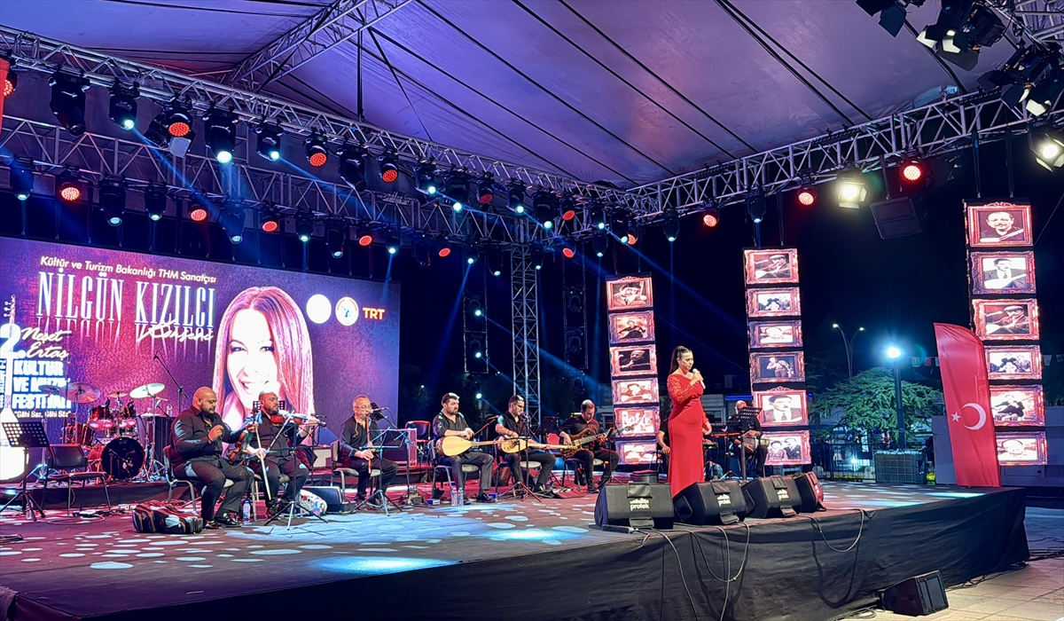 Kırşehir'de 2. Neşet Ertaş Kültür ve Müzik Festivali tamamlandı